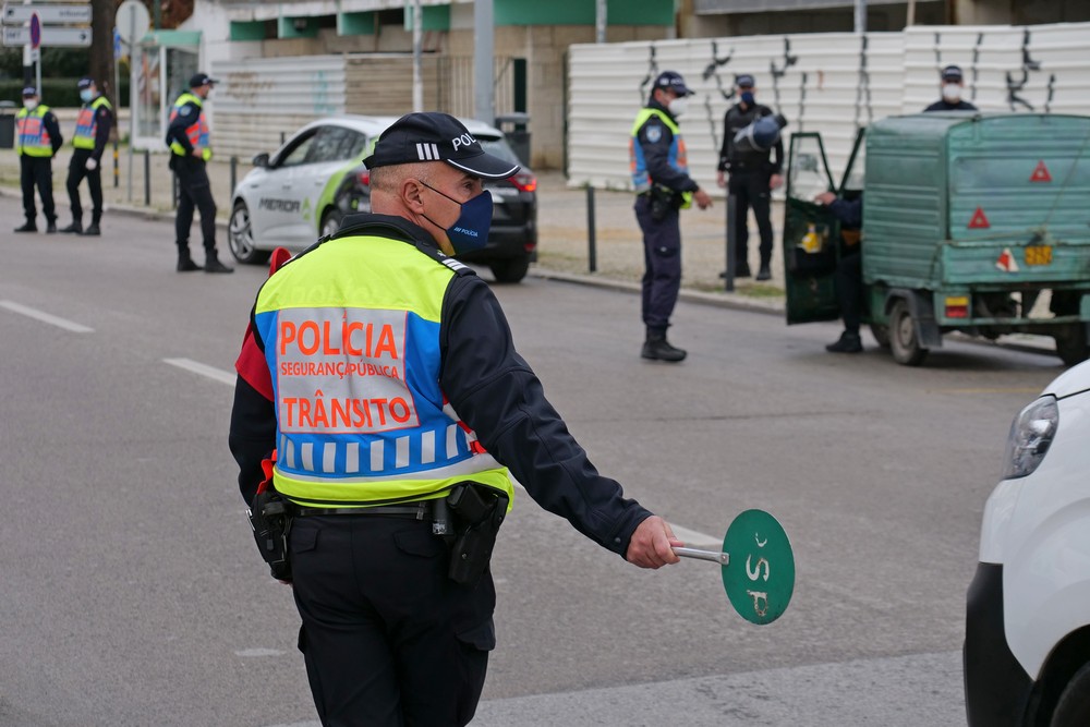 Operação de fiscalização Covid-19 junto do Estádio do Bonfim. Proteja-se a si e aos outros. Cumpra as regras.