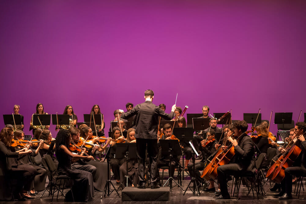 Orquestra Académica Metropolitana - A Luz