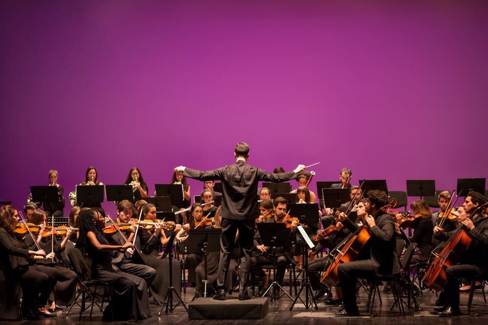 Orquestra Académica Metropolitana - A Luz
