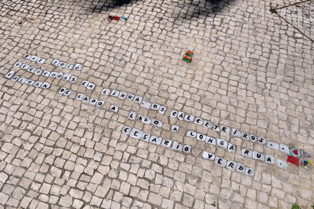 Homenagem ao Calceteiro - intervenção artística na calçada