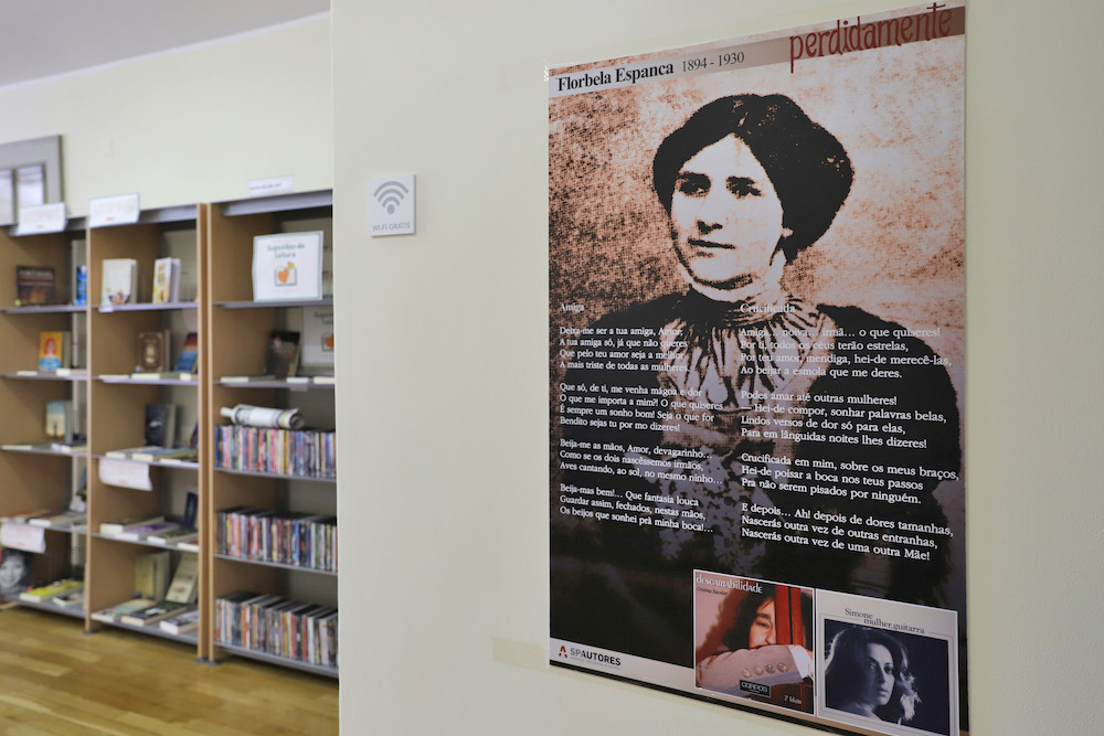 A exposição fotográfica e documental "Perdidamente", de homenagem a Florbela Espanca está patente entre os dias 2 e 31 de dezembro, na Biblioteca Pública Municipal