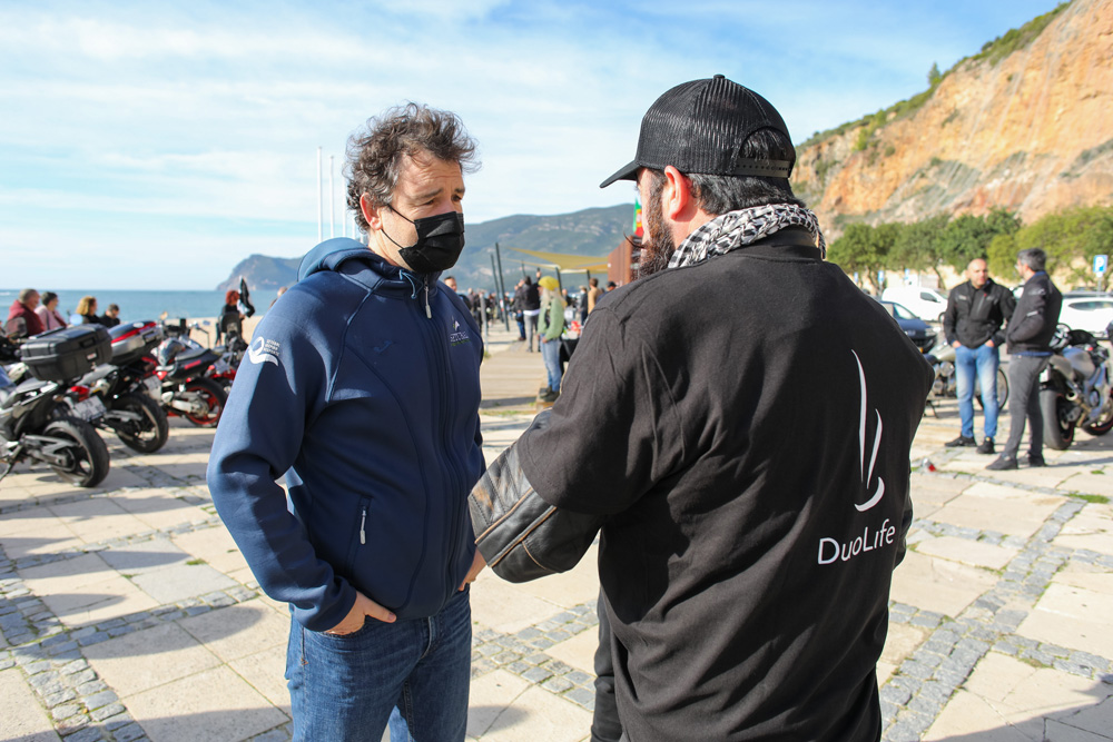 O Mergulho Motard Solidário, realizado n dia 1 de janeiro, na Praia da Figueirinha, visou angariar fundos para a Associação Nacional de Cuidadores Informais
