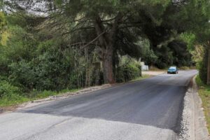 Reparação de troços rodoviários na Estrada dos Picheleiros | Azeitão