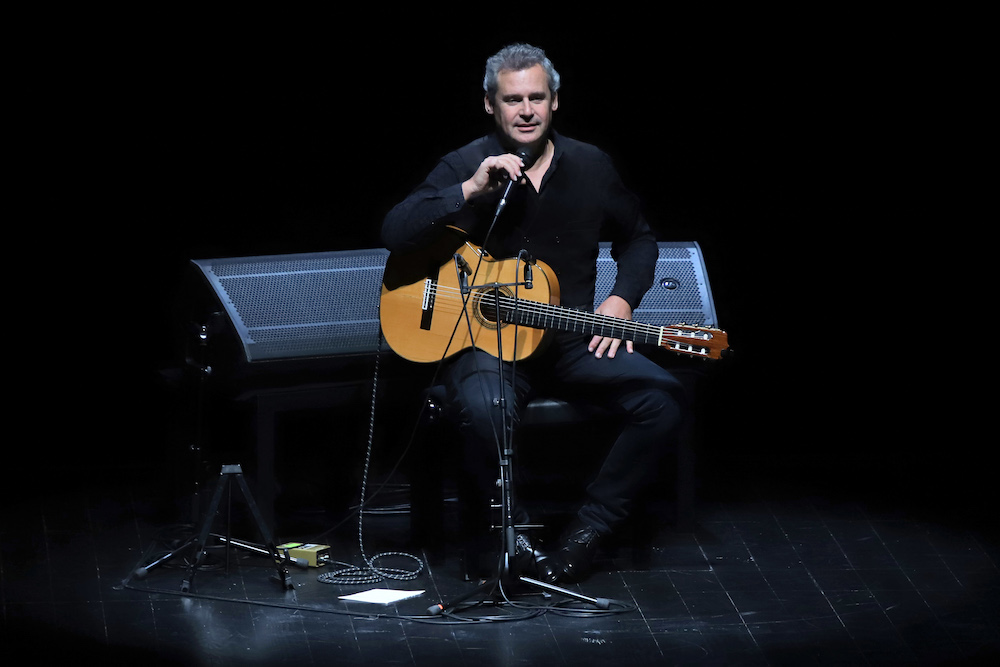 Pedro Jóia em concerto no Luísa Todi