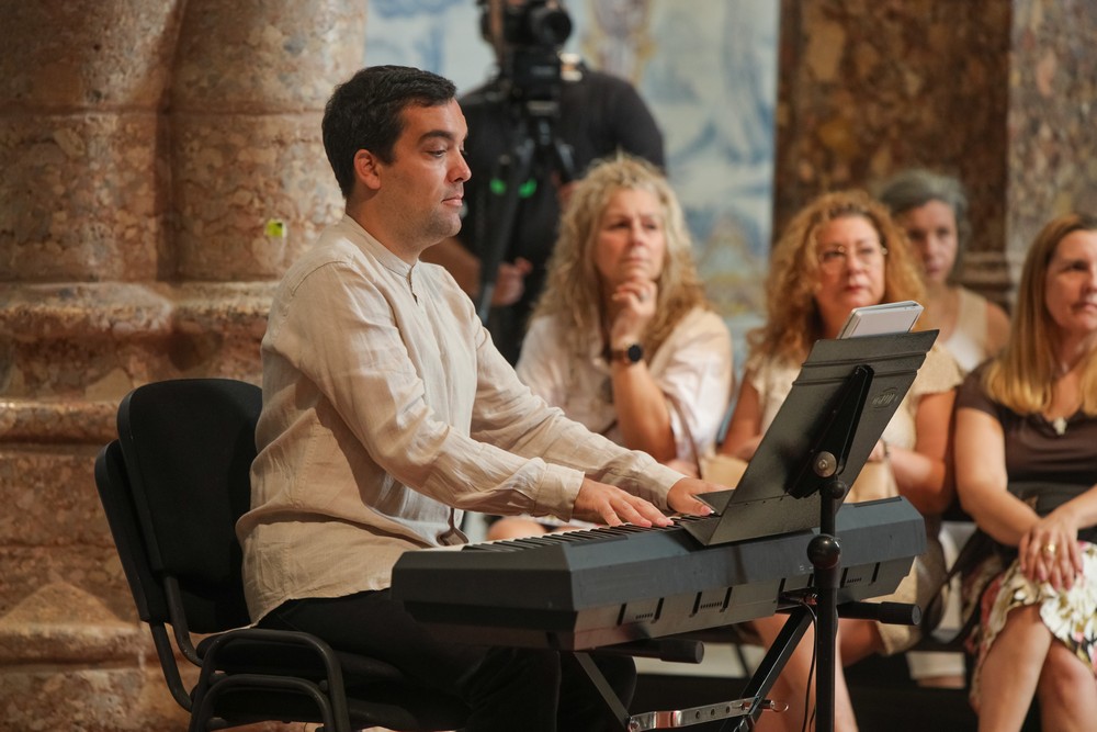 Ateliê de Ópera no ciclo Convento ConVida, Eduardo Jordão ao piano