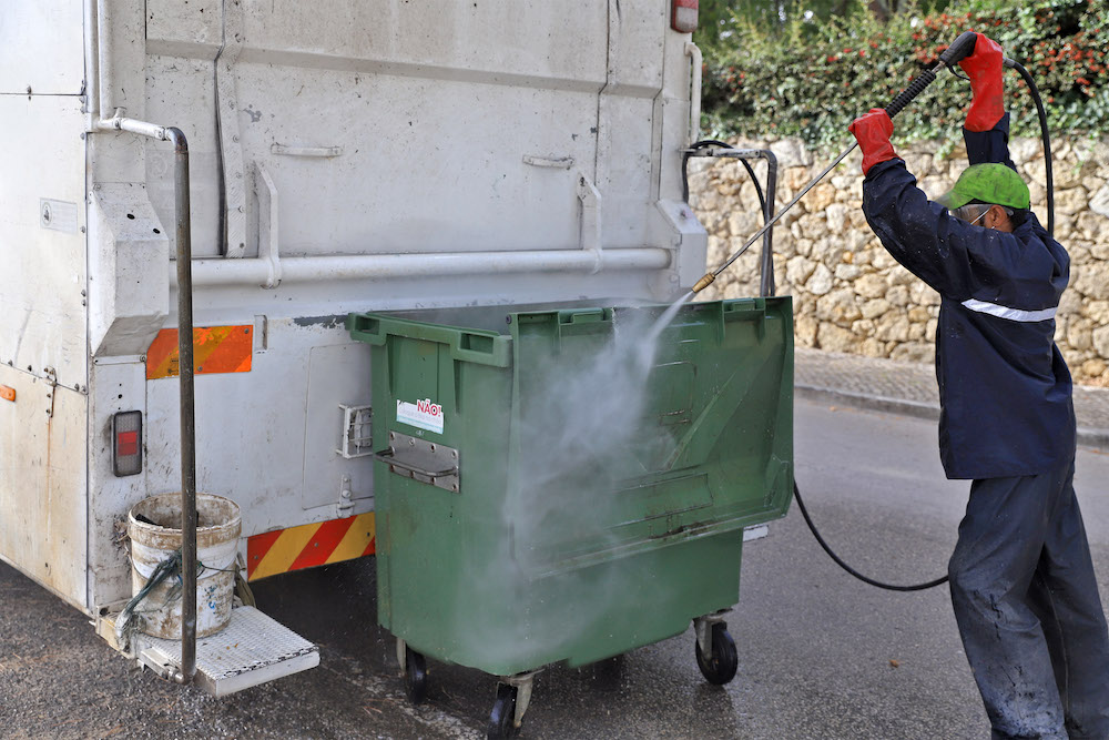Higiene Urbana | Lavagem de contentores de superfície - Azeitão