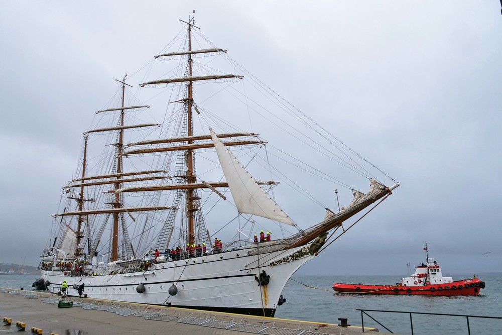 Semana do Mar 2022 - Chegada do navio-escola Sagres - Cais 2 do porto de Setúbal