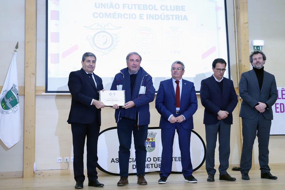 "Comércio e Indústria" distinguido pela Federação Portuguesa de Futebol ao nível da formação