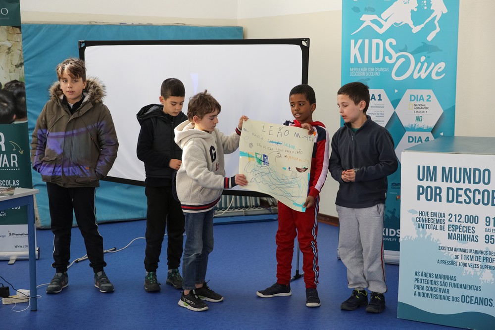 Workshop na segunda atividade do Kids Dive 2022/2023, que envolve 120 alunos de quatro escolas de Setúbal.