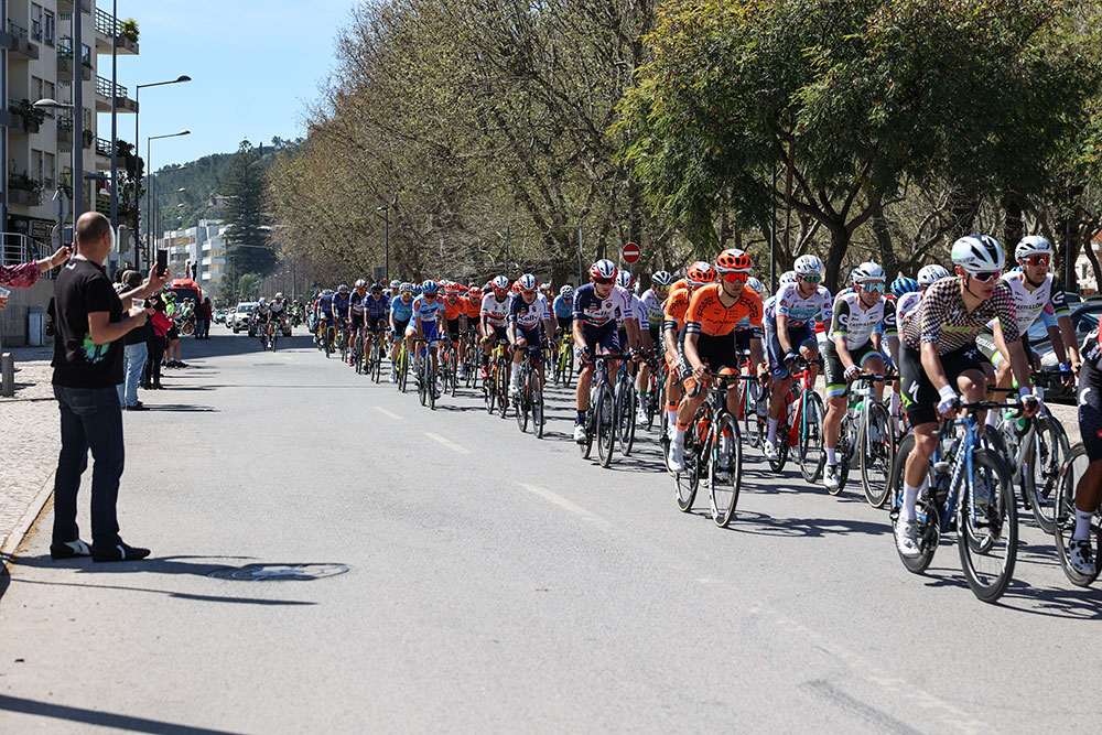A sexta edição da Clássica da Arrábida foi ganha pelo ciclista venezuelano Orluis Aular, da equipa espanhola Caja Rural-Seguros RGA, que triunfou na prova pelo segundo ano consecutivo.