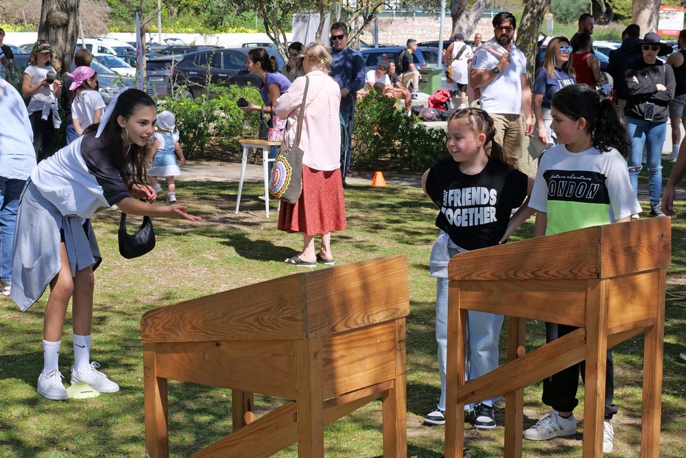 Dezenas de pessoas celebraram o desporto e o estilo de vida saudável na frente ribeirinha de Setúbal, numa iniciativa da Câmara Municipal no âmbito do programa Mês da Juventude.