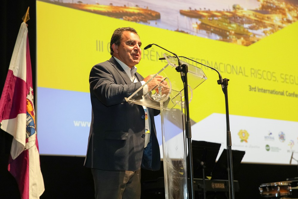 Nuno Maia, em representação da Associação Industrial da Península de Setúbal, na abertura da III Conferência Internacional Riscos, Segurança e Cidadania