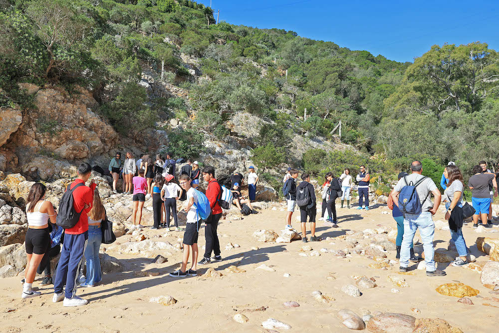 Kids Dive com saída de campo entre marés na Praia de Alpertuche