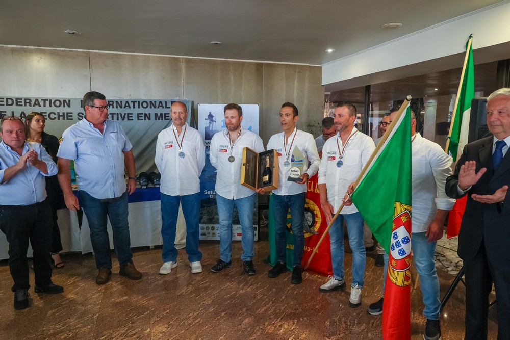 Cerimónia de encerramento do 15.º Campeonato do Mundo de Pesca em Barco Fundeado de Clubes - segundo classificado, CN Povoense