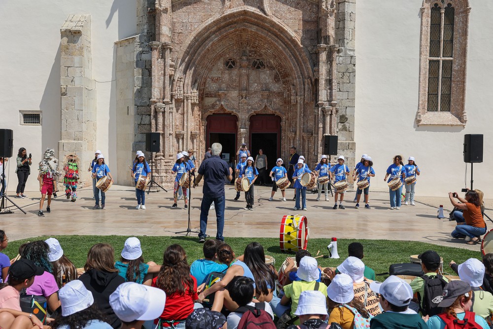 Desfile de percussão deu início ao 11.º Festival Internacional de Música de Setúbal