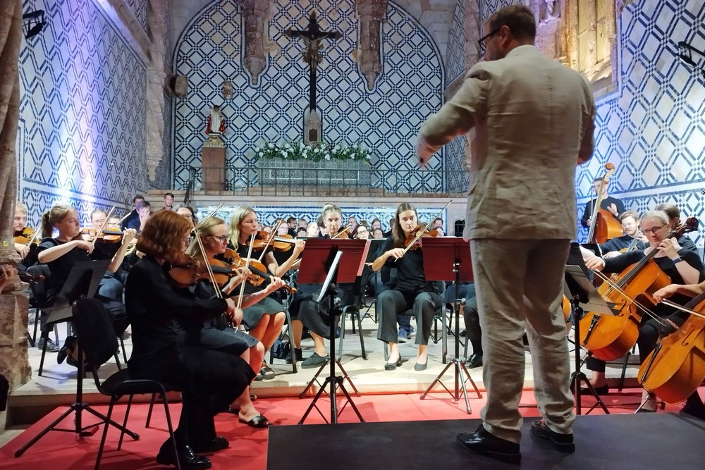 O Coro e a Orquestra da Universidade de Malmö em concerto