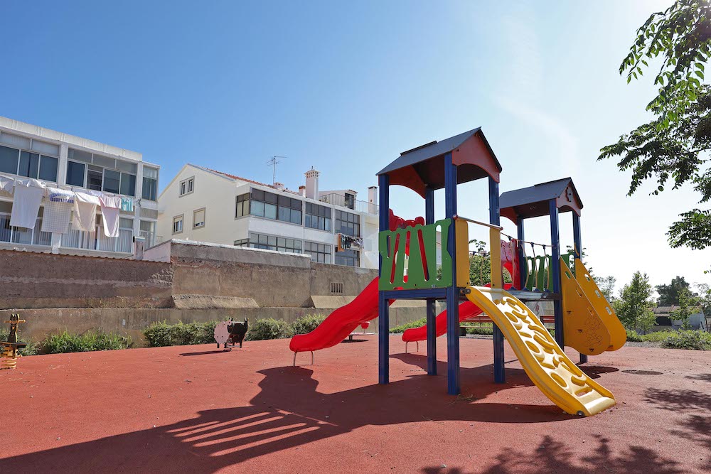 Parque infantil Grito do Povo, na União das Freguesias de Setúbal, renovado.