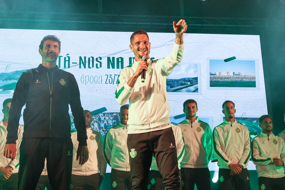Capitão Zequinha fala na apresentação do plantel do Vitória Futebol Clube para a temporada 2023/2024, na Feira de Sant'Iago