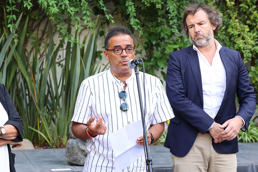 Luís Leitão, coordenador da União dos Sindicatos de Setúbal, discursa na inauguração da exposição sobre os 50 anos do 25 de Abril organizada pela CGTP-IN, na Casa Bocage