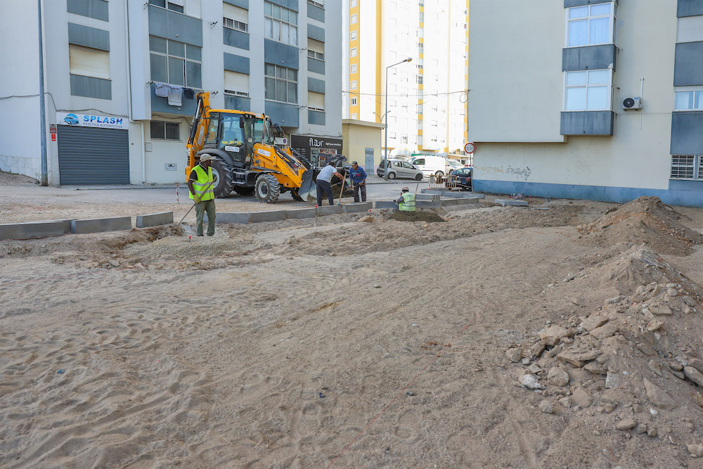Obra melhora espaço público na Rua dos Atoleiros, no Monte Belo