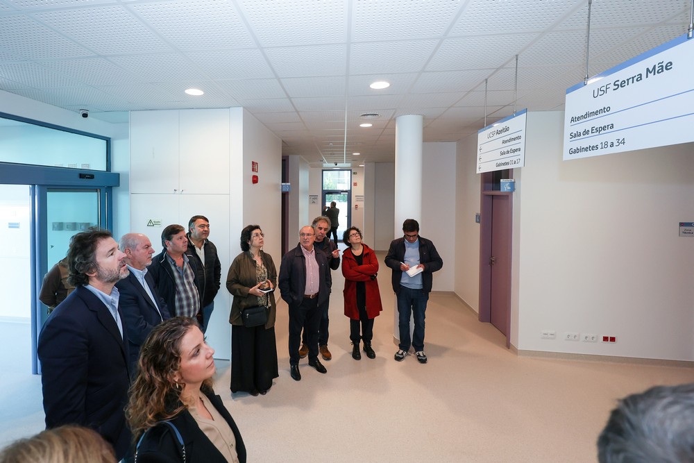Presidente da Câmara, André Martins, vereador Pedro Pina e presidente da Junta de Freguesia de Azeitão, Sónia Paulo, visitaram o novo Centro de Saúde de Azeitão, que está concluído