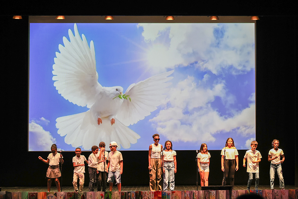 Conferência Anual de Educação de Setúbal 2024 - Declamação de poemas por alunos da Escola Básica da Bela Vista