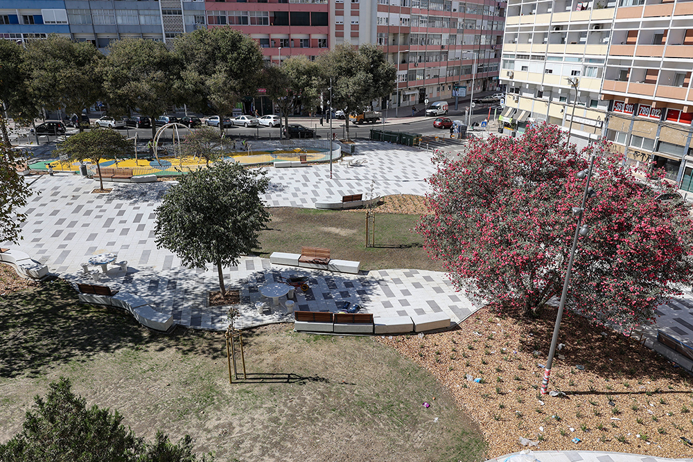 Requalificação concluída na Praça do Brasil