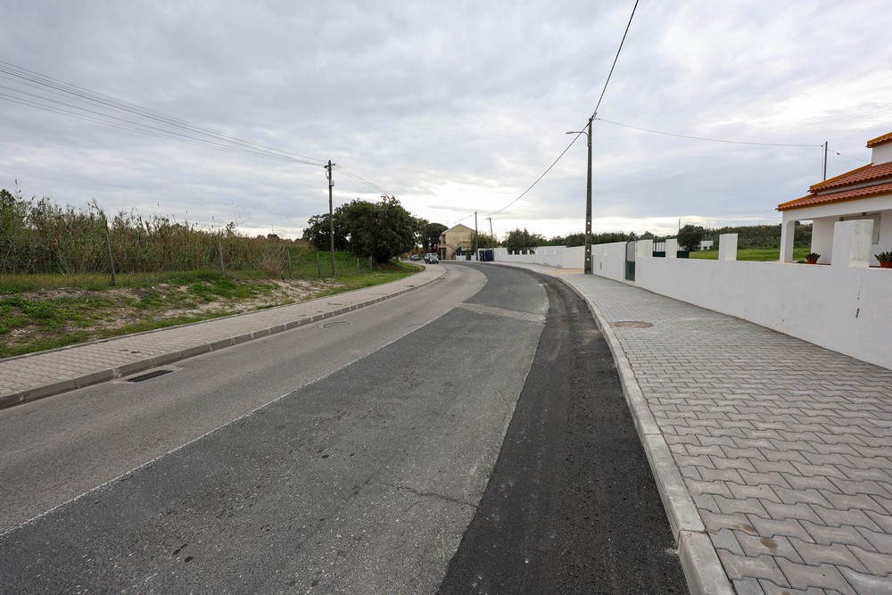 Repavimentação da Estrada de Vale da Rosa
