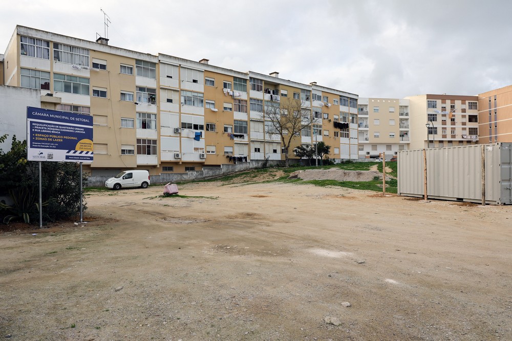 Visita a obras em São Sebastião - Praceta Joaquina Guerreiro