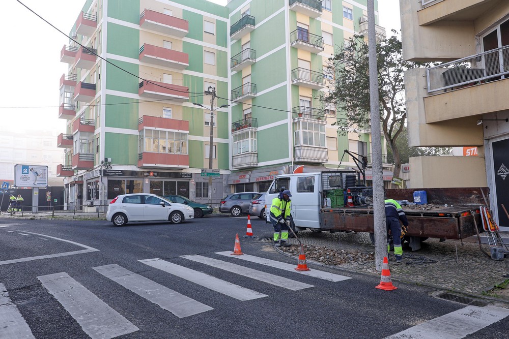 Rebaixamento de passadeiras - Rua António José Batista