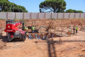 Visita à obra de construção dos primeiros 48 fogos de renda acessível dos mil que o IHRU tem previsto edificar em Setúbal