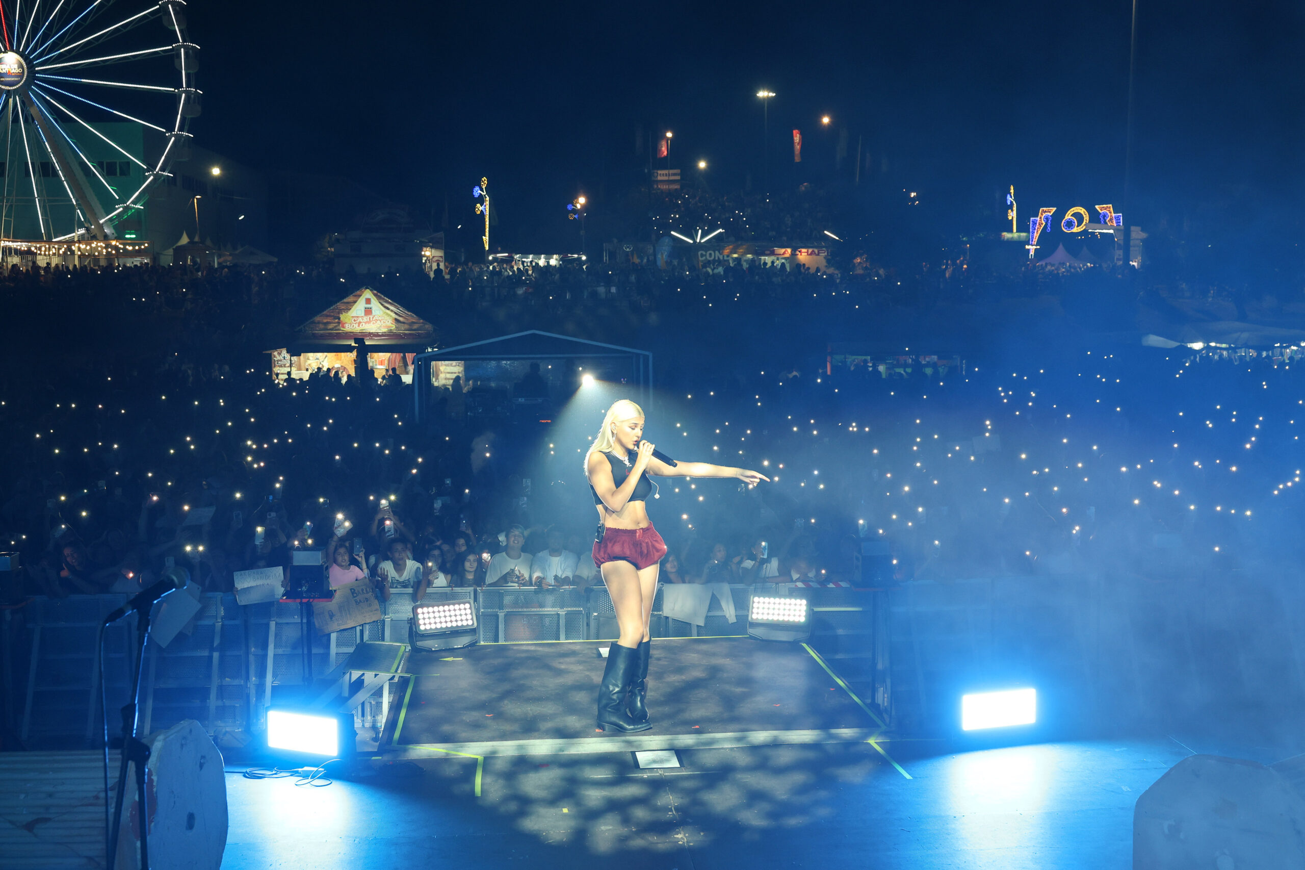Bárbara Bandeira encerra Feira de Sant'Iago 2025