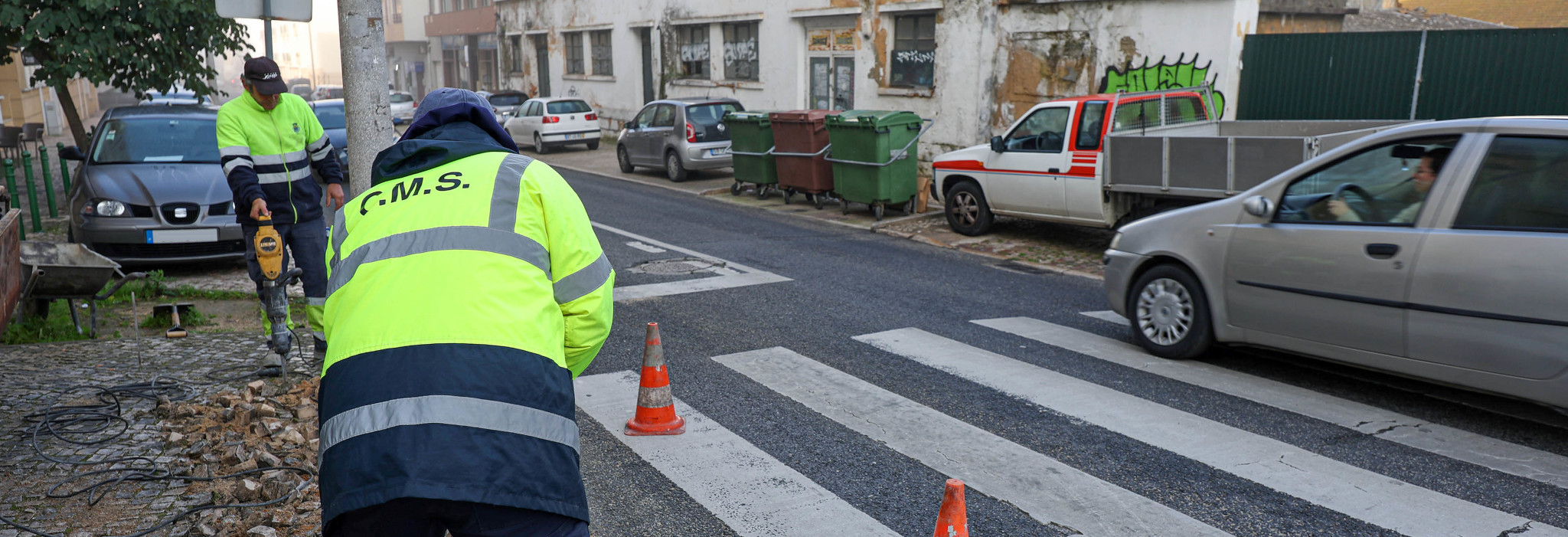 Rebaixamento de passadiras na Rua António José Batista