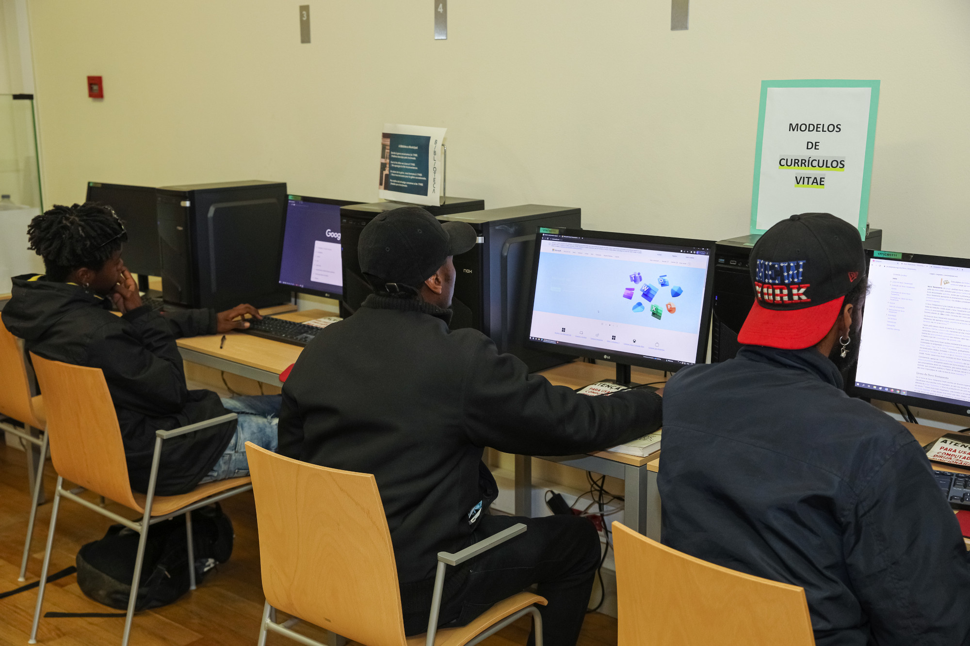 Biblioteca Municipal | Serviço de acesso à Internet