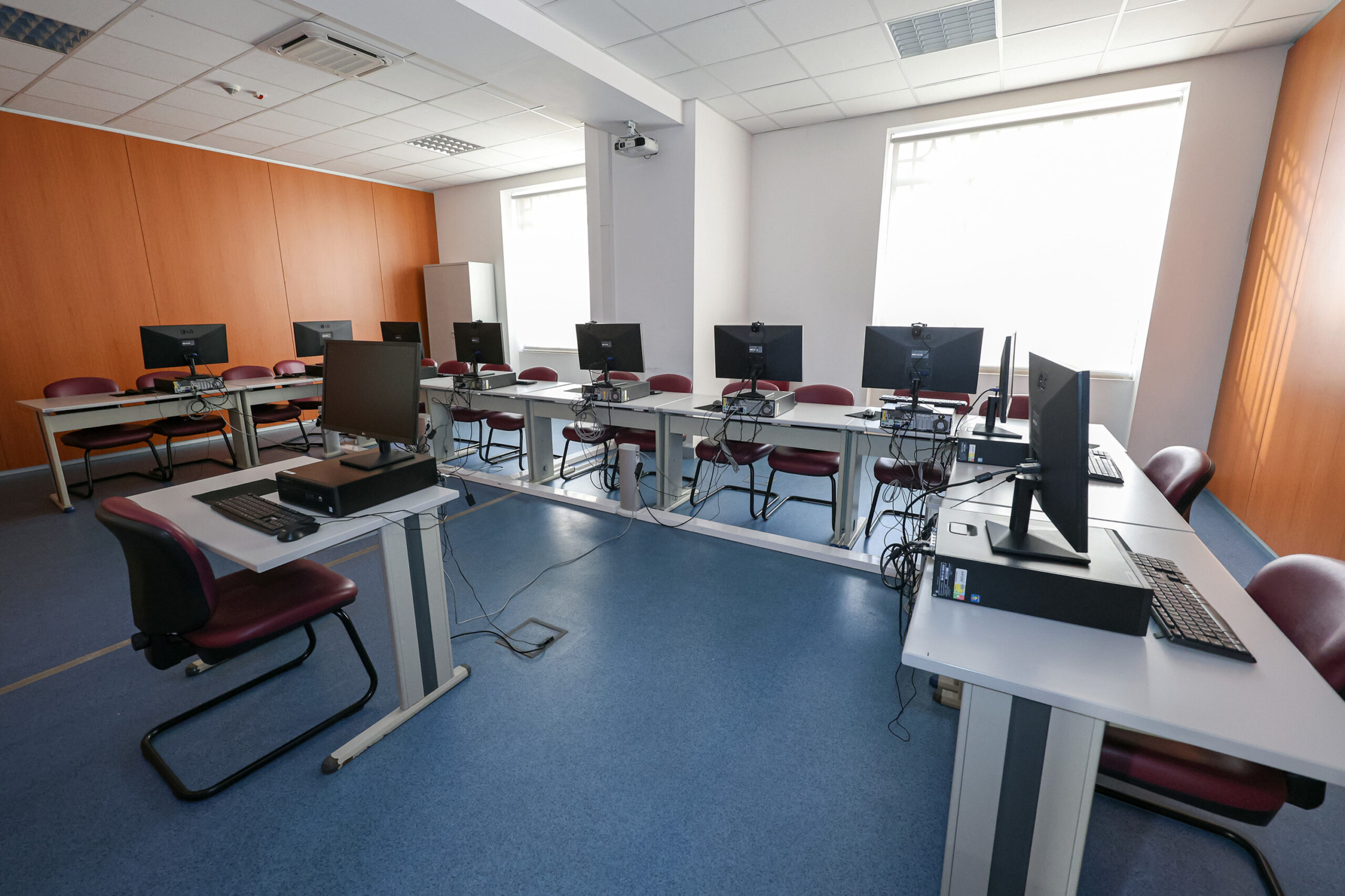 NNIES – Ninho de Novas Iniciativas Empresariais