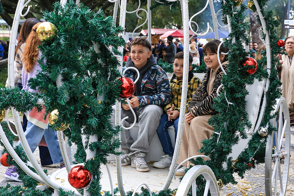 Setúbal ilumina-se de encanto e convida todos a viver a magia desta época festiva no mercado de Natal da cidade