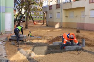 Construção do espaço público nas traseiras da Rua de Vanicelos e da Praceta das Amoreiras