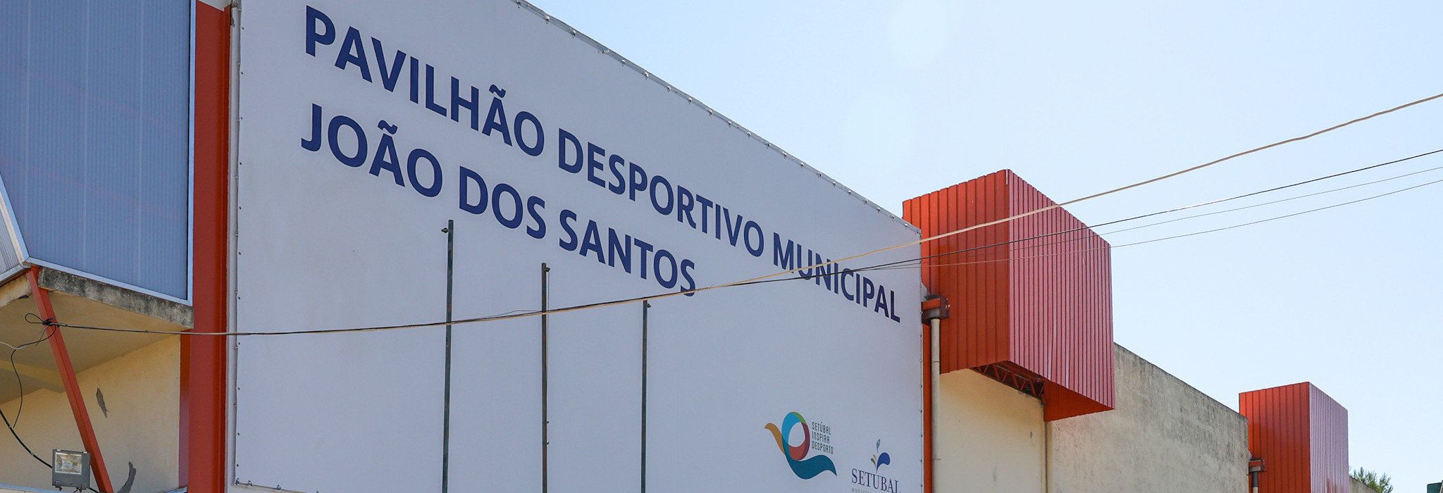 Reabilitacao-do-Pavilhao-Municipal-Joao-dos-Santos-Obra-concluida-1