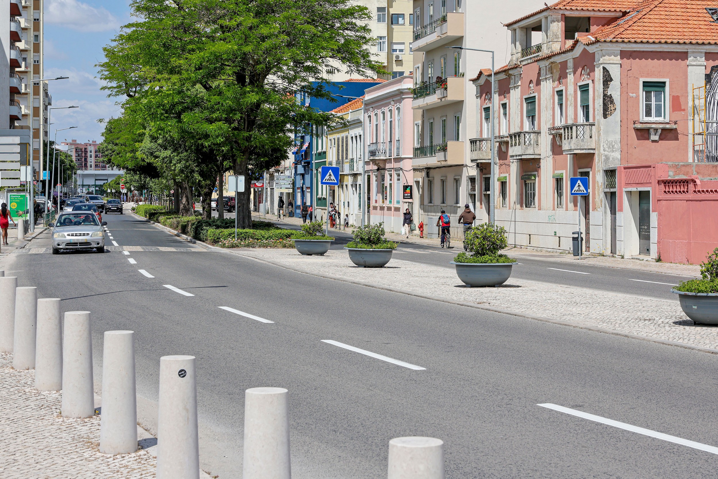 Av. 22 de Dezembro | Sinalização horizontal