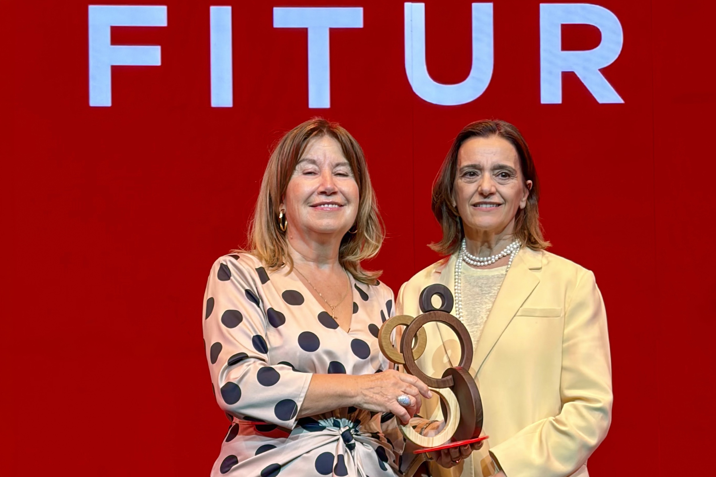 Festa de Caminhadas da Arrábida recebe prémio FITUR 2026